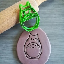 tototoro cookie cutter totoro animation baking dough shape kitchen bake cookies speculoos 3d print model - Mito3D