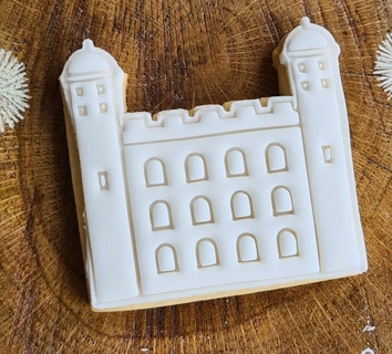 tower london themed cookie cutter embosser stamper guard coronation 3d print model - Mito3D