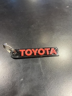 Toyota anahtarlık anahtar yüzükler Oto arabalar 4x4 Hilux çift 3d print model - Mito3D