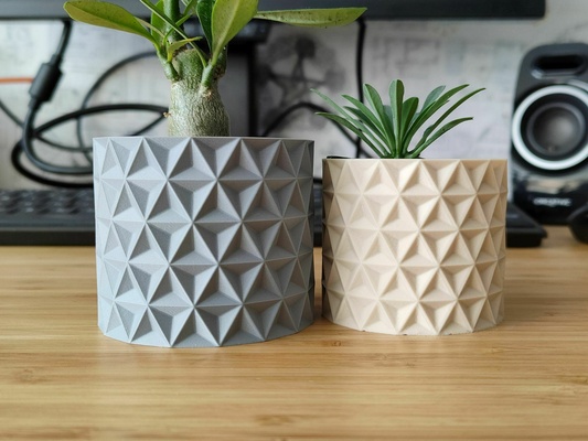 geleneksel üçgen bitki tencere ekici vazo mod ev bitkiler dekorasyon basit geometrik poli modern modernist star yetiştiriciler bahçe kapalı 3d print model - Mito3D