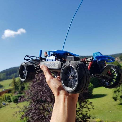 traxxas slash - ruedas personalizadas coches de rc la herramienta La impresión en 3d rueda vxl trx truggy camión las llantas los neumáticos steampunk rally arena carretera rim carreras pádel offroad off-road off monster hierba futurista erevo e-revo suciedad personalizado coche buggy 4x4 1 16 10 3D print model - Mito3D