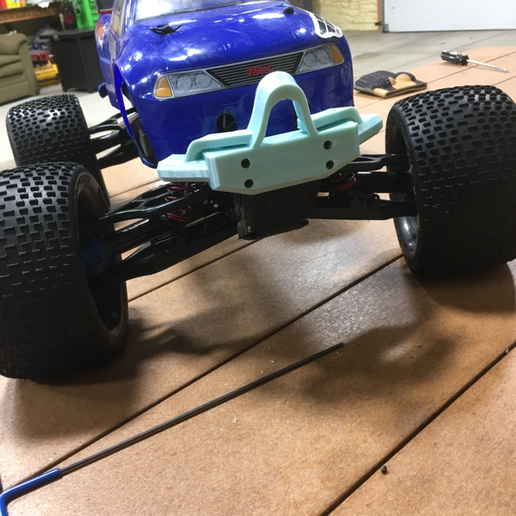 traxxas tmaxx tampon rc nitro 3D print model - Mito3D