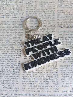 treat people kindness - harry styles hs pleasing music art accessories keychain necklace bracelet tpwk 3d print model - Mito3D