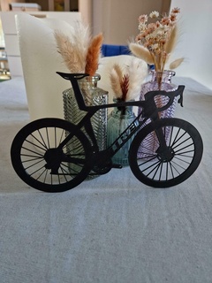 randonnée madone bicyclette art mur ombre cyclisme décoration silhouette 3d print model - Mito3D