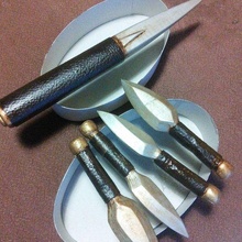 trevor belmont 39 s flick knife moda castlevania cosplay puntello arma coltello costume 3d print model - Mito3D