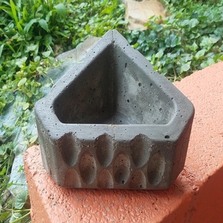 triangle concrete planter mold - indented plaster pot outdoor garden 3d print model - Mito3D