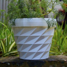 triangulated flower pot home outdoor garden planter 3d print model - Mito3D
