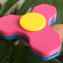 triforce mini colorido de noz fidget giratório jogo rolamento brinquedo 3d print model - Mito3D