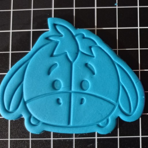 tsum Eeyore kurabiye kesici 3D print model - Mito3D