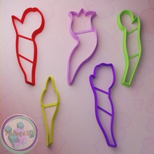tulips cookie cutter cutting cake cutters stamps cookiecutter frame bell christmas skates sled deer clay heart love car valentine's day 3d print model - Mito3D