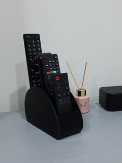 tv remote control support model 1 tv tv remote control remote control support suportes suporte comandos tv  3d print model - Mito3D