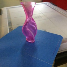 1 bükülmüş elips ev dekor vazo modu burgulu spiral 3d print model - Mito3D