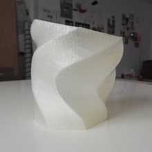 twisted planteur la maison 3d print model - Mito3D