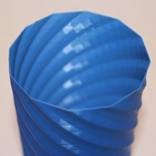 torcida do vaso a casa modo baixa contagem de polígonos legal divertido surpreendente criativo pote taça flores vasos o azul pla forma gerador youtube vídeo 3d print model - Mito3D