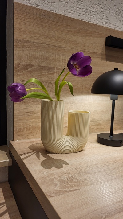 u vaso vase shape tubo 3d print model - Mito3D