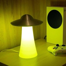 OVNI table lampe conception produit cadeau lumière 3dprint intérieur décoration maison LED extraterrestre 3d print model - Mito3D