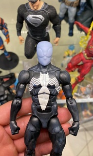 ultimate symbiote spiderman marvel legends marvellegends hasbro neca 1 12 3d print model - Mito3D