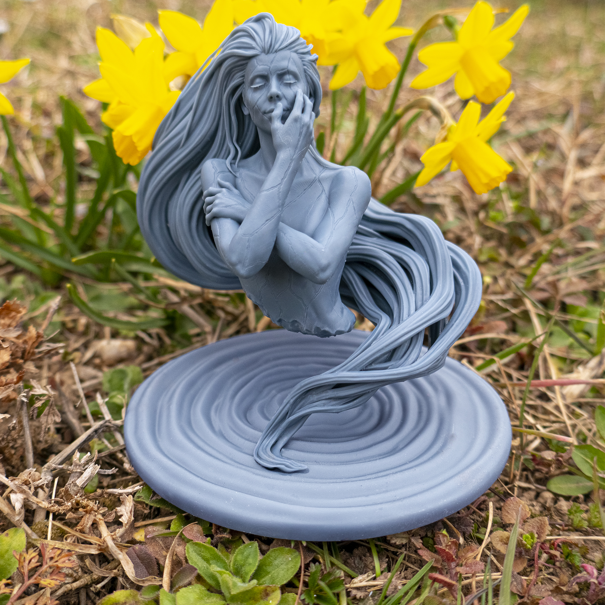 ininterrompu âme miniatures sculpture émotions esprit femme lutte blessure Kintsugi personnage buste 3D print model - Mito3D