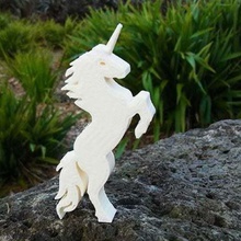 Einhorn steht, ausgewogene Rute Spiel Tiere 3d print model - Mito3D