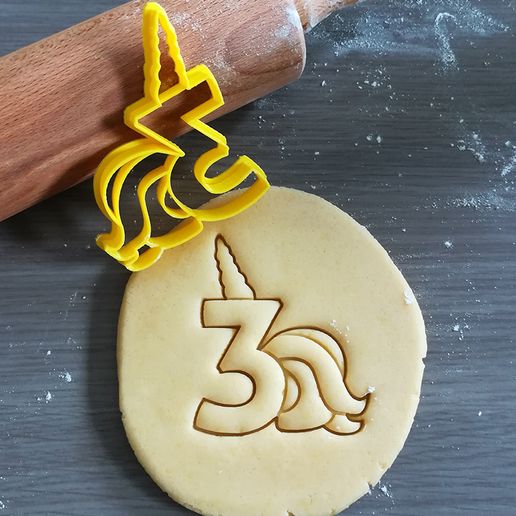 Einhorn Geburtstag Nummer 3 Plätzchen Cutter Mädchen mädchenhaft Backen Teig gestalten Küche backen Kekse spekuloos 3D print model - Mito3D