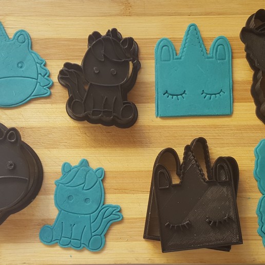 unicornio cortador de galletas casa cookie corte las en la nube 3D print model - Mito3D
