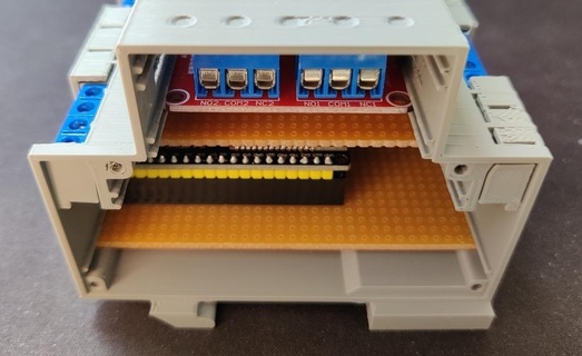universal 4te 4du case esp32 esp8266 microcontroller arduino nano electronics 3d print model - Mito3D