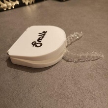 universel Cas gaine entretoise invisible aligneurs dent plateaux gadget appareil dentaire éclisse attelles boutique espace rangement utile dents 3d print model - Mito3D