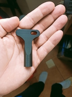 universale triangolo chiave serrature serratura sicurezza 3d print model - Mito3D