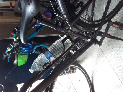 universale acqua bottiglia titolare supporto 15l porta zucca 3d print model - Mito3D