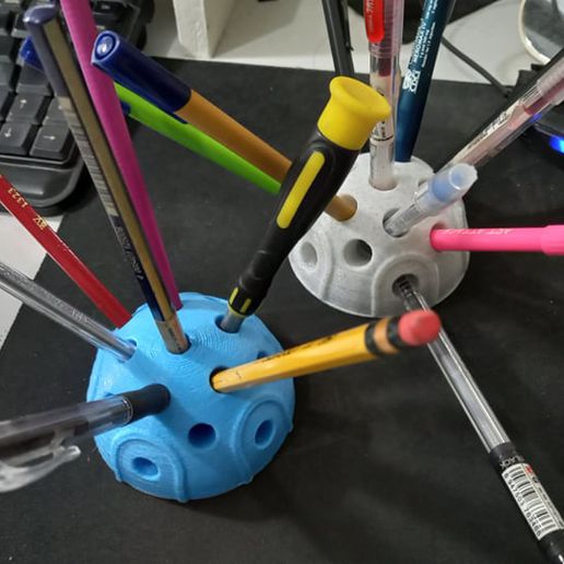 pilluelo bolígrafo soporte herramienta 3D print model - Mito3D