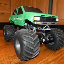 ursa king cab corpo ferramenta monster truck openrcproject r c de caminhão urso A impressão 3d 3d print model - Mito3D