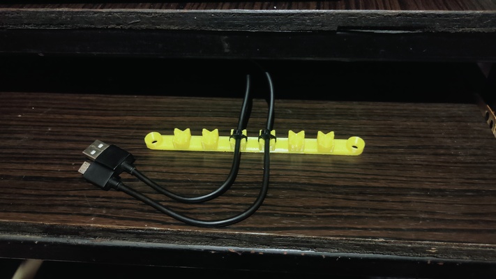 usb câble titulaire soutien cravates 3d print model - Mito3D
