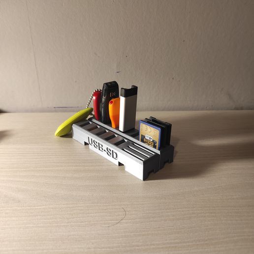 USB chave suporte ferramenta escrivaninha armazenamento escritório sd 3D print model - Mito3D