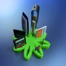 usb organizador 3 1 flor de la margarita casa organización sd titular tarjeta petg el micro 3d print model - Mito3D