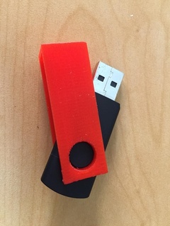 USB başparmak sürücü toz örtmek kılıf sallanmak 3d print model - Mito3D