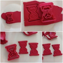 valentines heure verre imprimer argile biscuit coupeur bijoux coupeurs boucle d'oreille fondant l'amour 3d print model - Mito3D