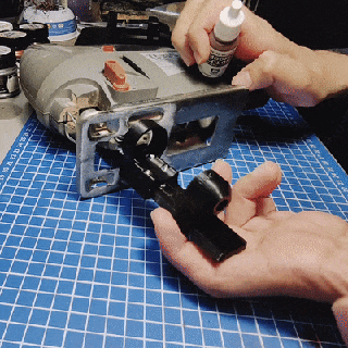 vallejo paint shaker jigsaw fast minis painting mini shake up jogging clamp 3d print model - Mito3D