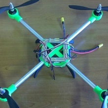 vampiro allume braccia vari quadcopter 3d print model - Mito3D