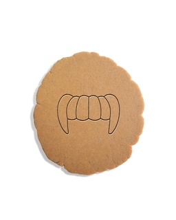 vampire teeth cookie cutter outline halloween baking dough shape kitchen bake cookies speculoos treat 3d print model - Mito3D