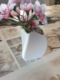 Vase blume Blumen Dekor Dekoration Dekorations haus verdrehte Vase Vase 3d print model - Mito3D