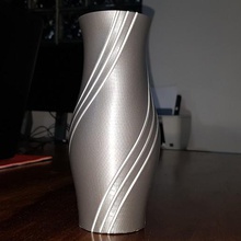 florero hebras filamento contorno hilo espiralizar ranura canal 3d print model - Mito3D