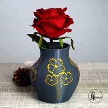 vazo altın Çiçekler tek mmu çift ekstrüzyon çiçek tencere malzemeli renkli 3d print model - Mito3D