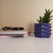 jarrón de la olla casa modelo diseño el minimalismo diy hobby filamento 1mm pla titular art baja poli florero 3d print model - Mito3D