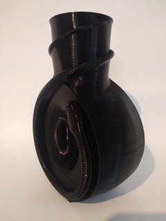 vase sanes snakes scales 3d print model - Mito3D