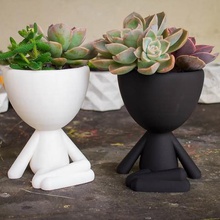 vase Stil von robert plant home robertplant Mensch Sänger 3d print model - Mito3D