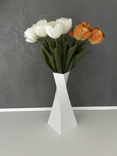 vase twisted 3d print model - Mito3D