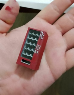 vending máquina cair tampo mesa cenário Cola miniatura 3d print model - Mito3D