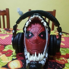 venom spider head headset holder headphones tool spiderman support 3d print model - Mito3D