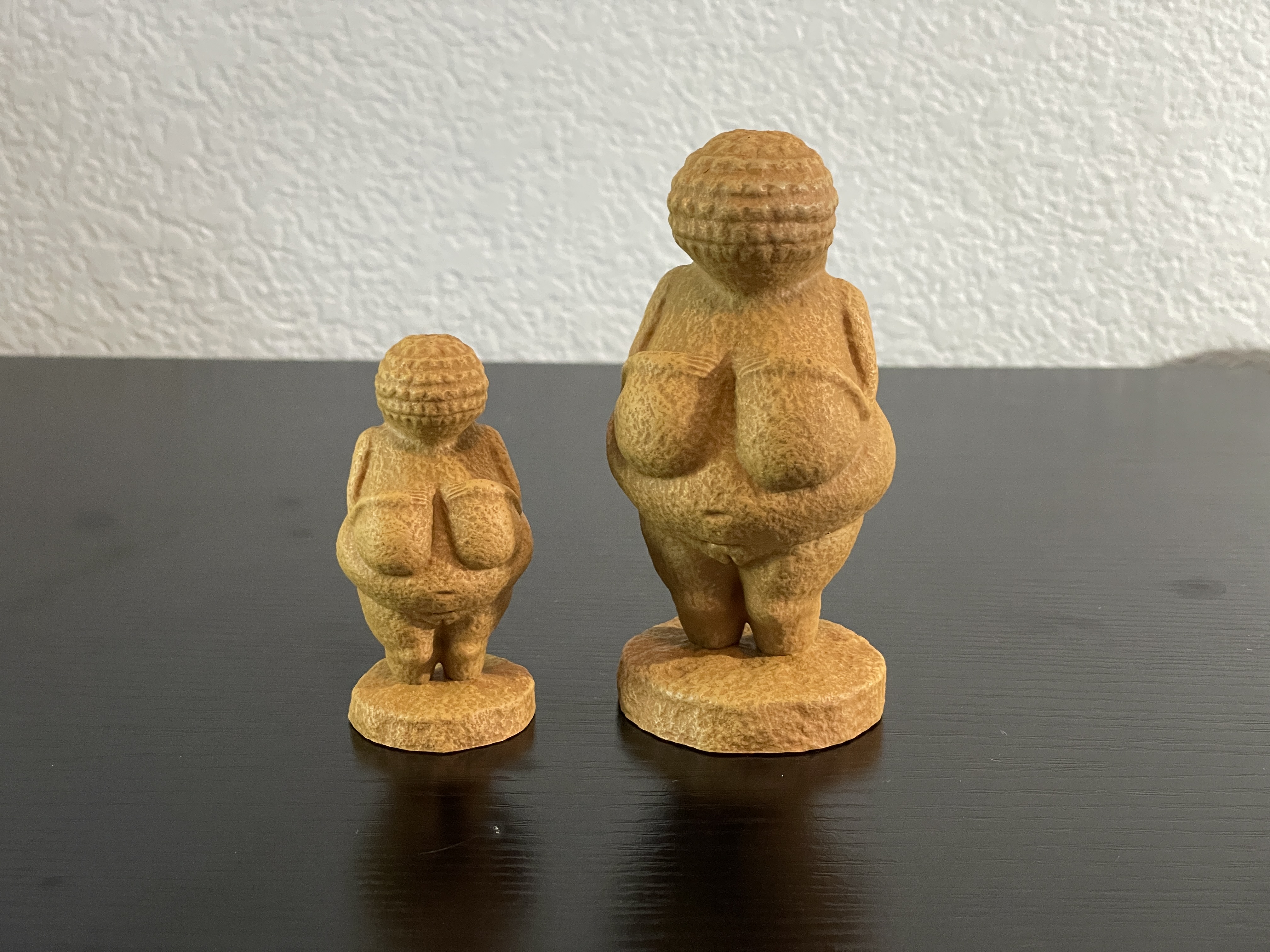 Venus Willendorf bronce escultura estatua Austria figurilla gaia madre Fertilidad tierra Adoración 3D print model - Mito3D