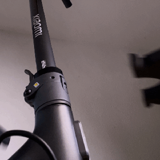 verticale scooter supporter autant vis xiaomi pro 2 mi m365 planche roulette électrique cabine soutien vélo Pablo inventions 3d print model - Mito3D